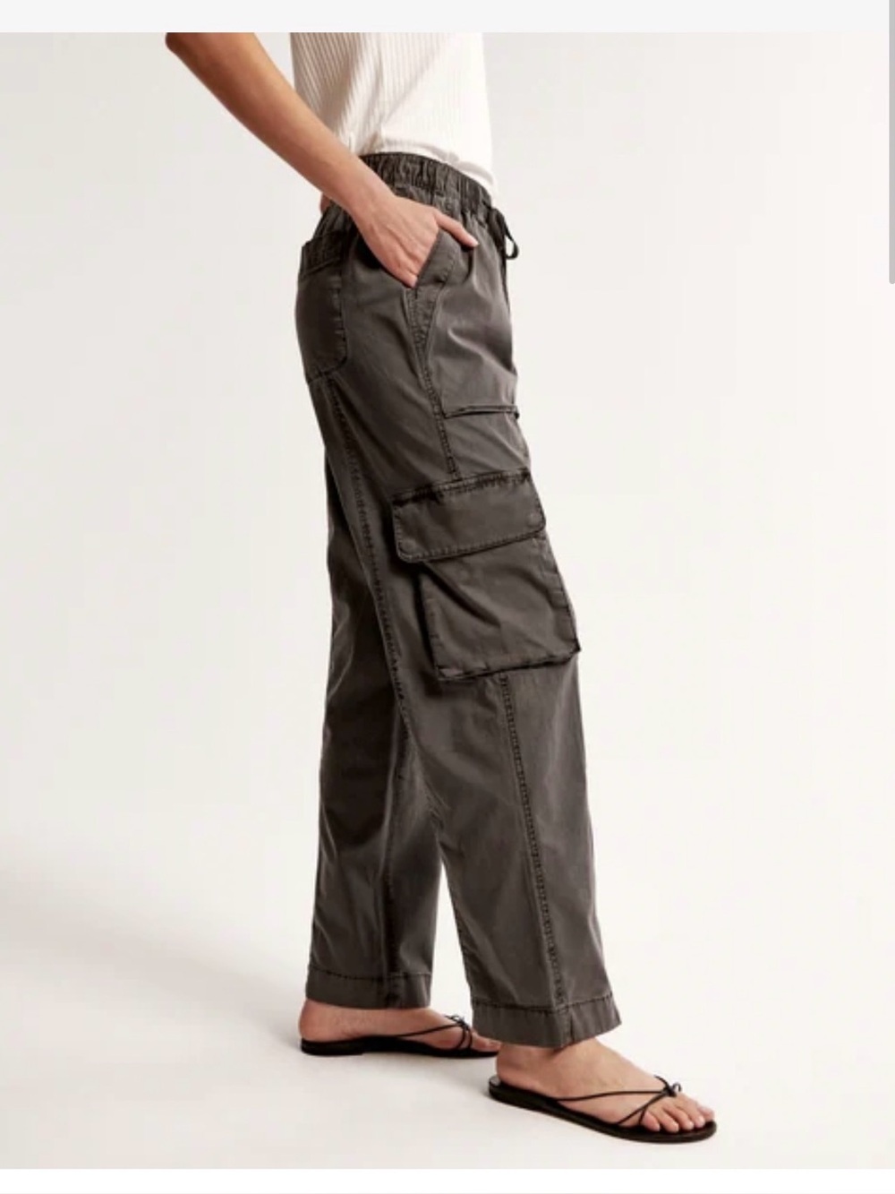 Abercrombie & Fitch Charcoal gray Cargo wide leg sporty Style Pants